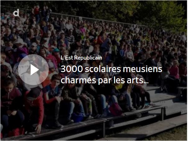 Invités par l’association Connaissance de la Meuse, 3000 élèves de 34 établissements scolaires du département ont été charmés, ce matin, par les prouesses des cavaliers participant à la 4e Biennale équestre de Thillombois