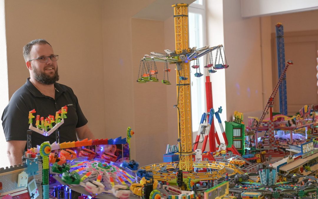 Record du monde en vue pour la plus grande fête foraine en Lego®